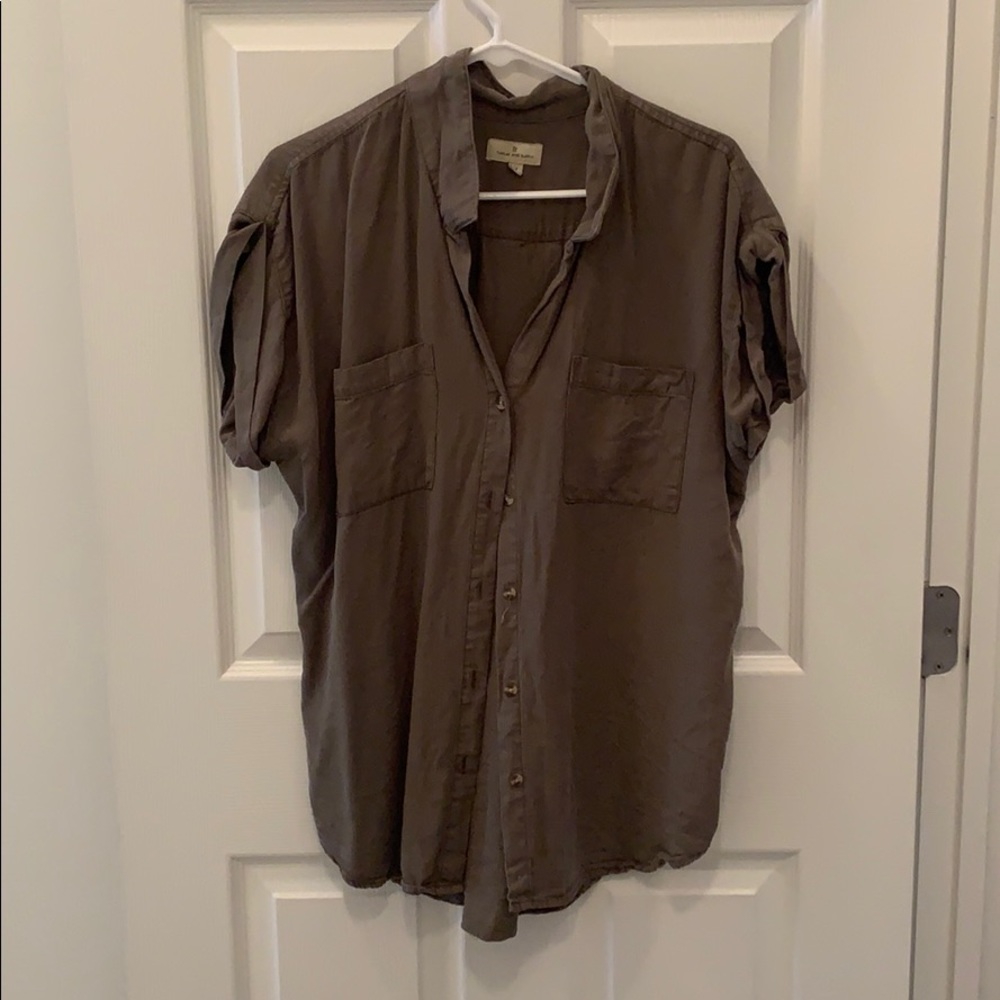 Button down top